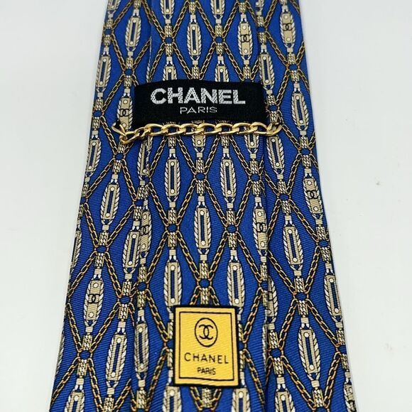 CHANEL Royal Blue and Yellow Chain Pattern CC Logo Silk Necktie - Picture 6 of 9